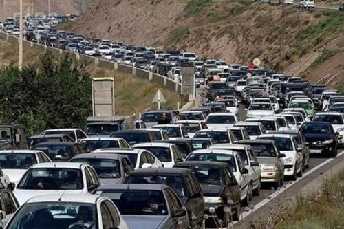 ممنوعیت تردد وسایل نقلیه از بزرگراه تهران – شمال و محور چالوس