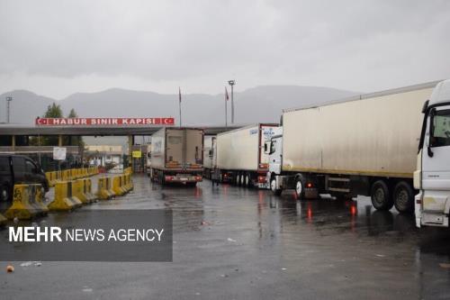 رانندگان کامیون و تجار قربانیان بی تدبیری در پایانه مرزی شلمچه